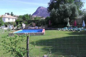 Cortijo Grazalema piscina 5 Hbts con baño AC, Grazalema